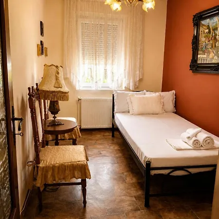 Maria House *