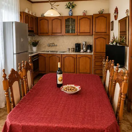 Maria House Apartment